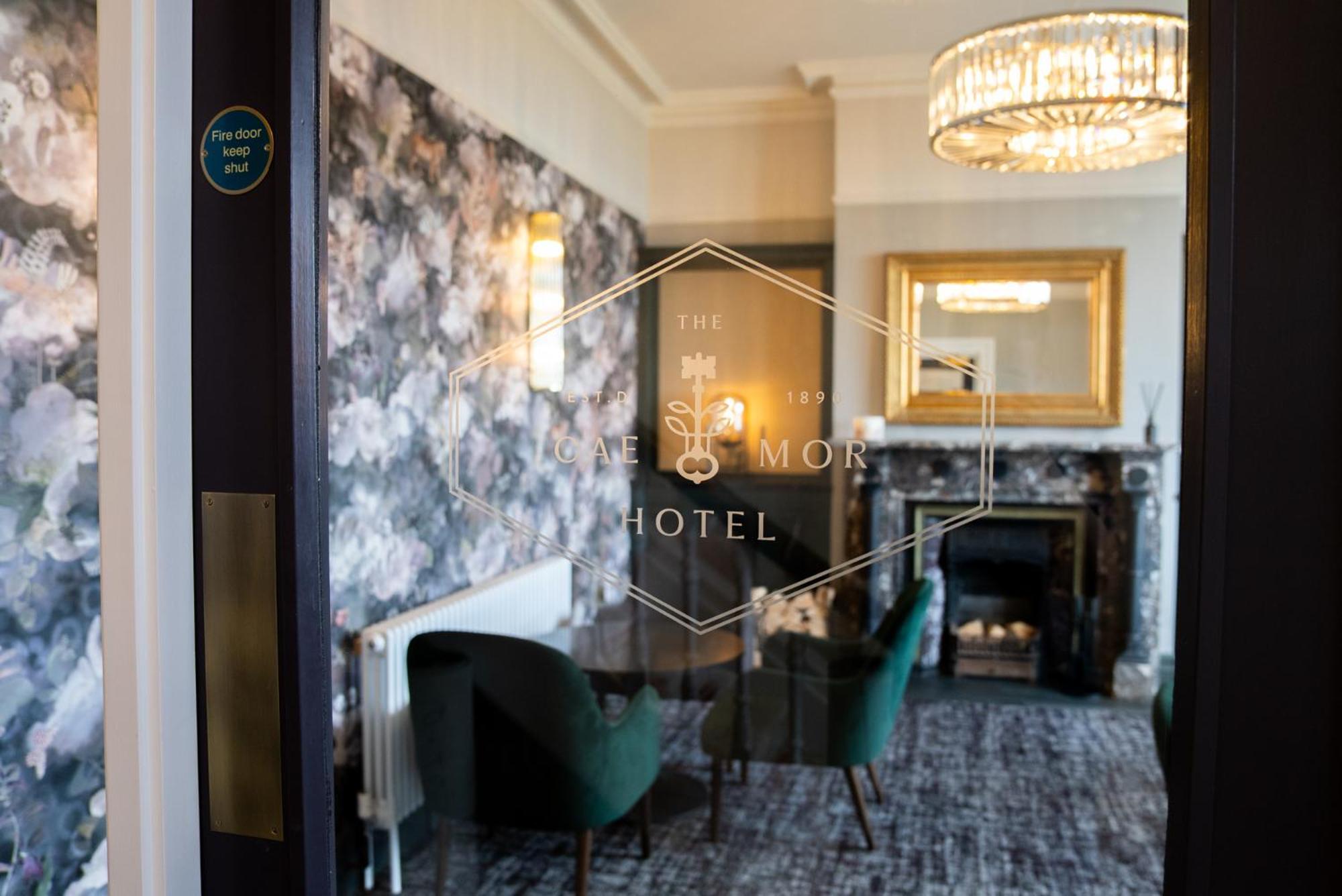 The Cae Mor Hotel Лландидно Экстерьер фото