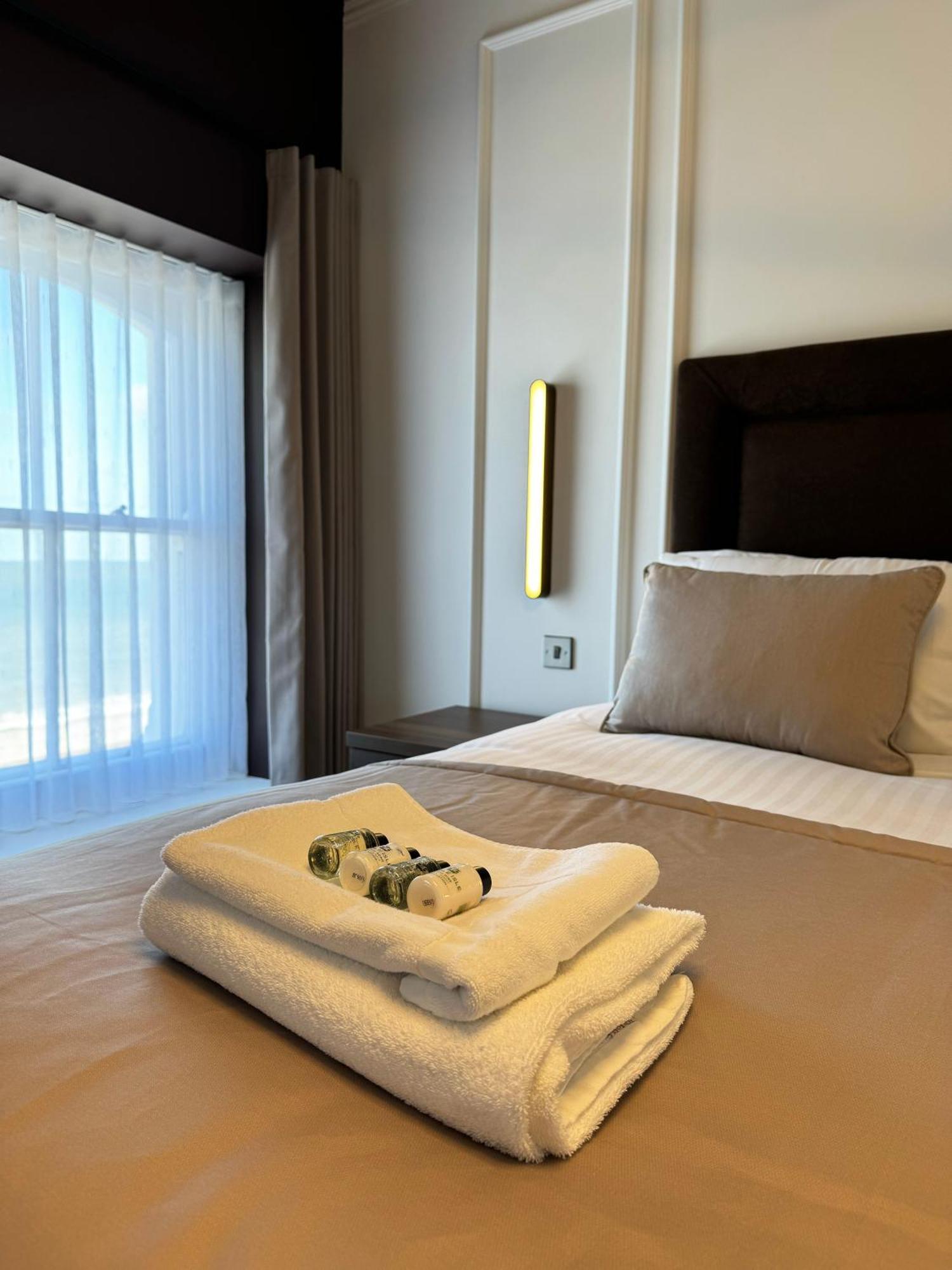 The Cae Mor Hotel Лландидно Экстерьер фото